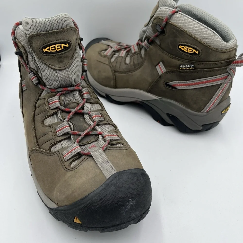 Keen Size 11 US Men's Hiking Boots - Brown Outdoors Mountain Durable Waterproof